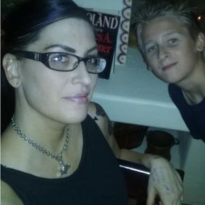 Meet your Posher, Cynthia